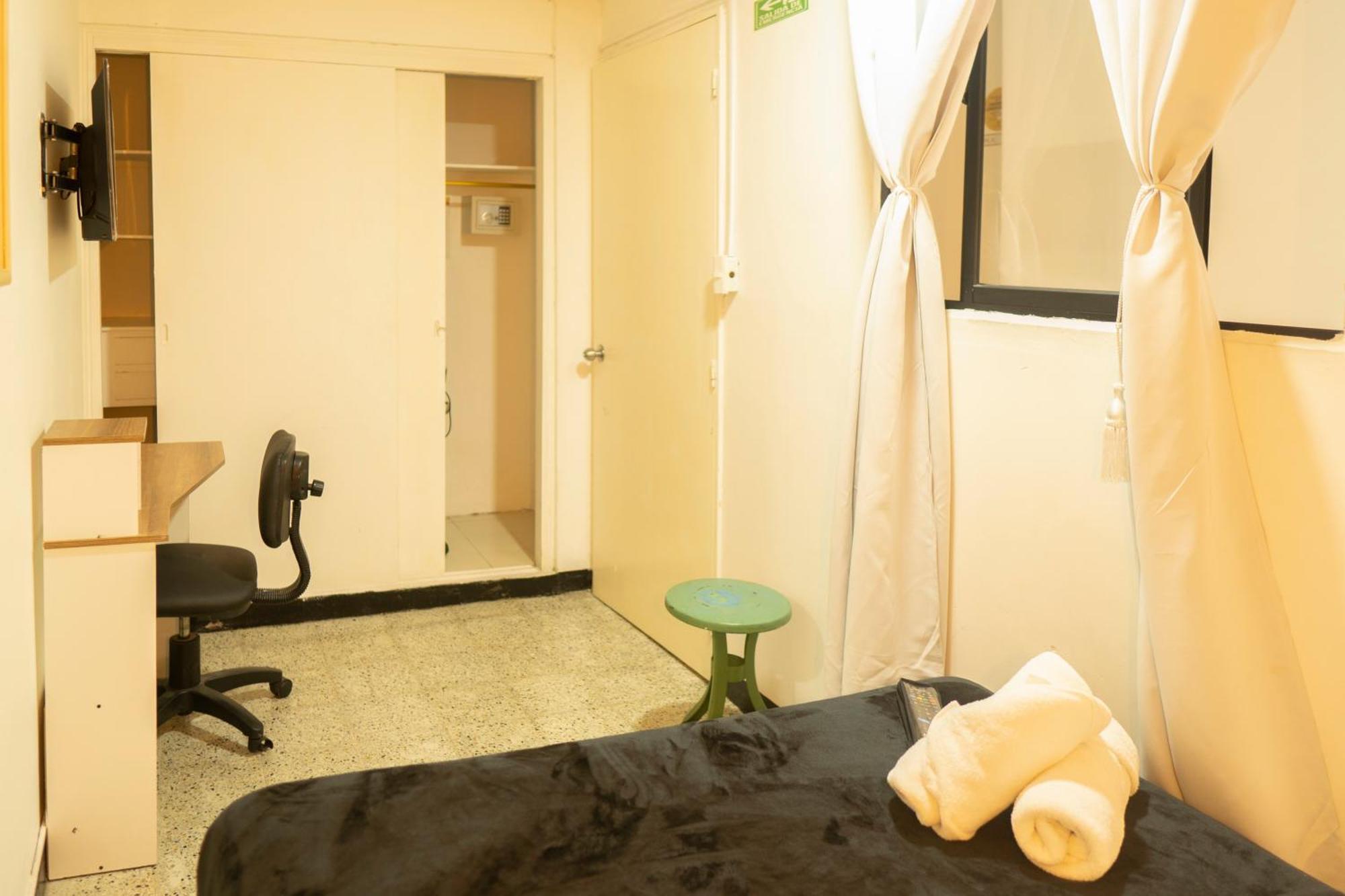 Africa House-Casa Hotel Laureles-La70 Medellín Zewnętrze zdjęcie