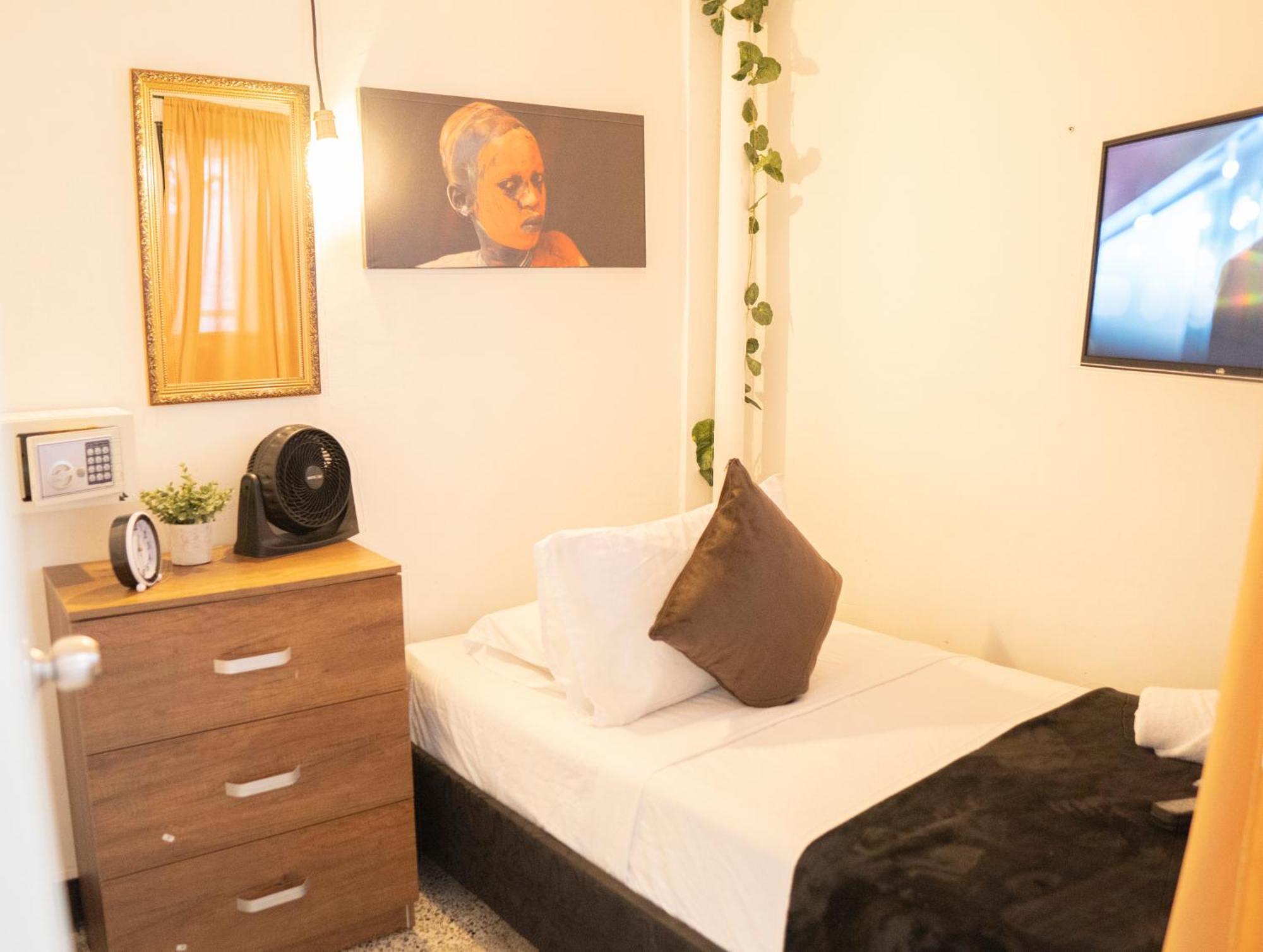 Africa House-Casa Hotel Laureles-La70 Medellín Zewnętrze zdjęcie