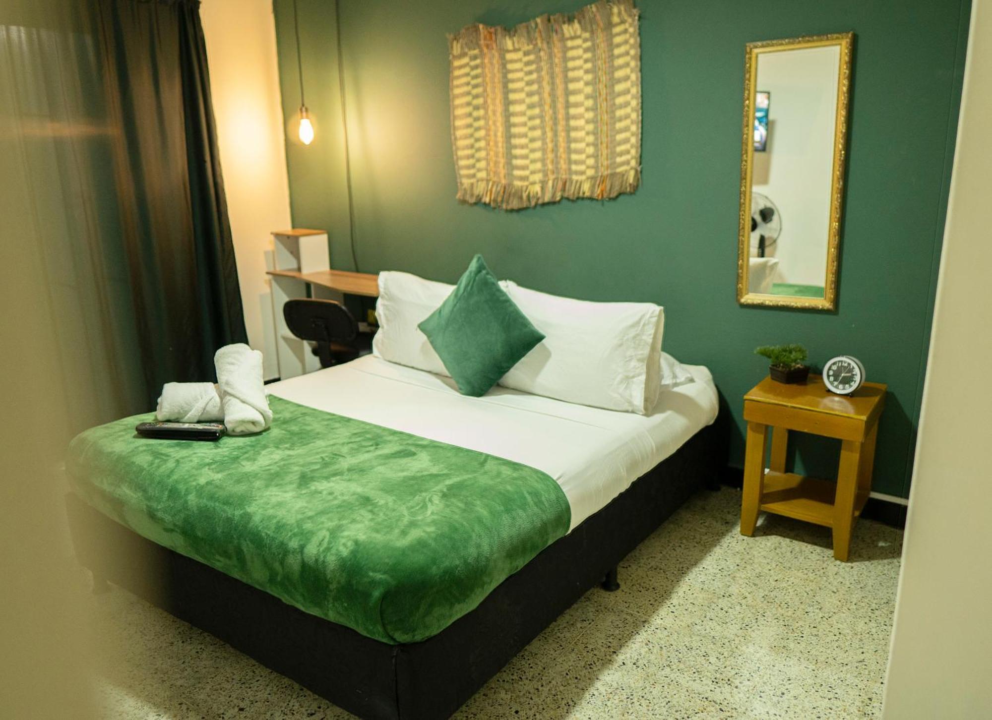 Africa House-Casa Hotel Laureles-La70 Medellín Zewnętrze zdjęcie