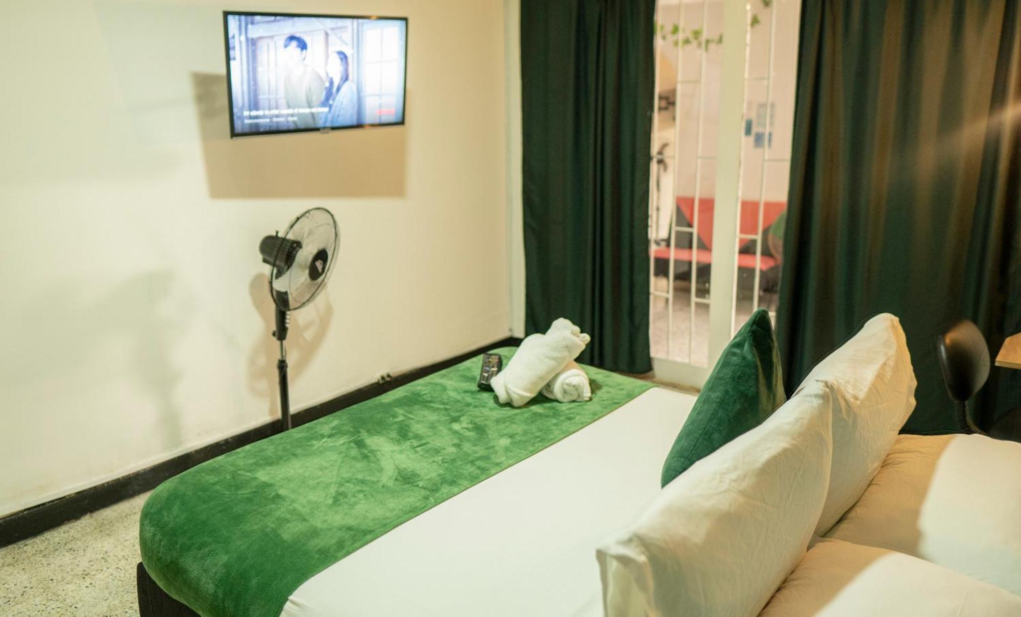 Africa House-Casa Hotel Laureles-La70 Medellín Zewnętrze zdjęcie