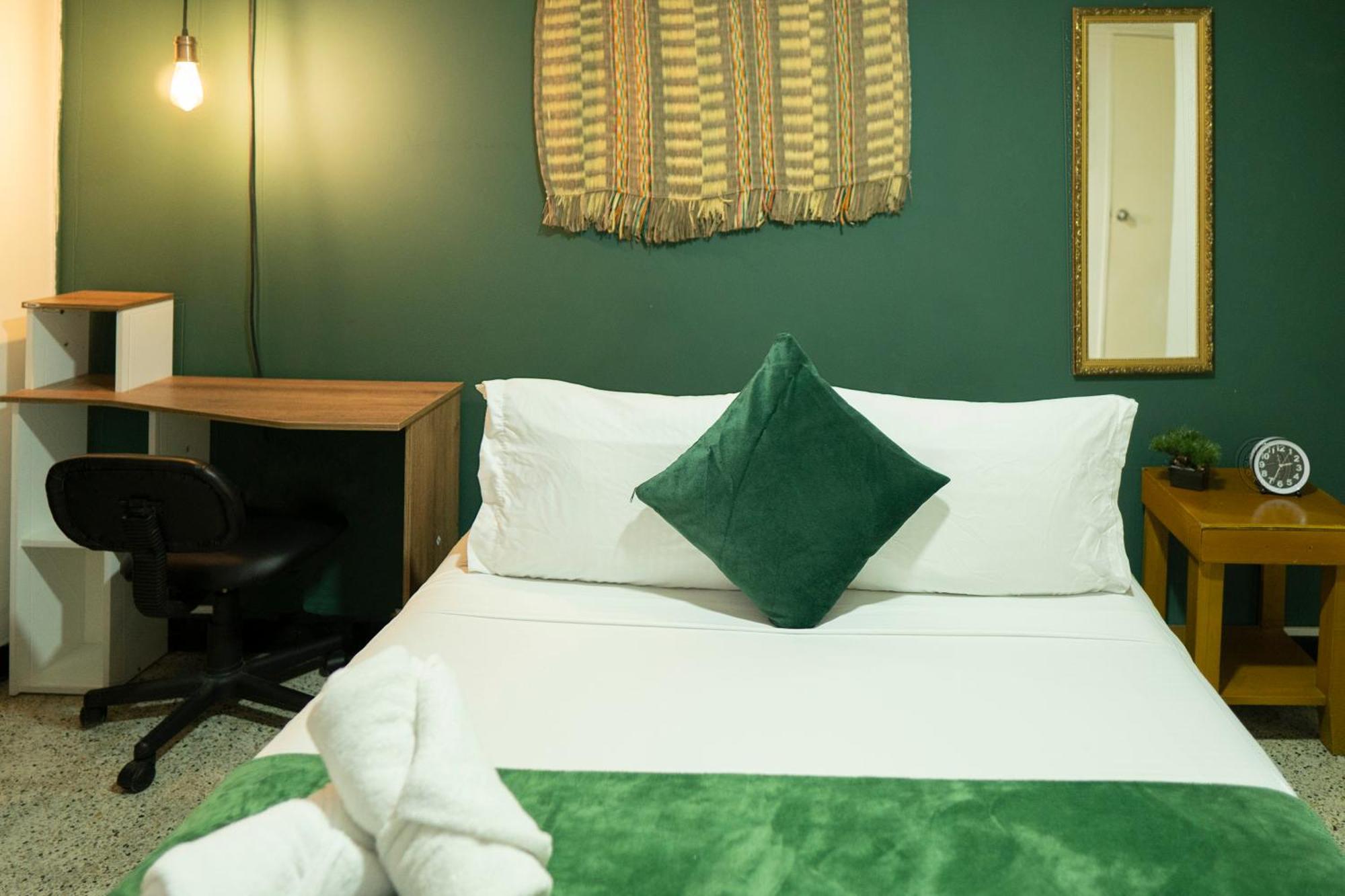 Africa House-Casa Hotel Laureles-La70 Medellín Zewnętrze zdjęcie