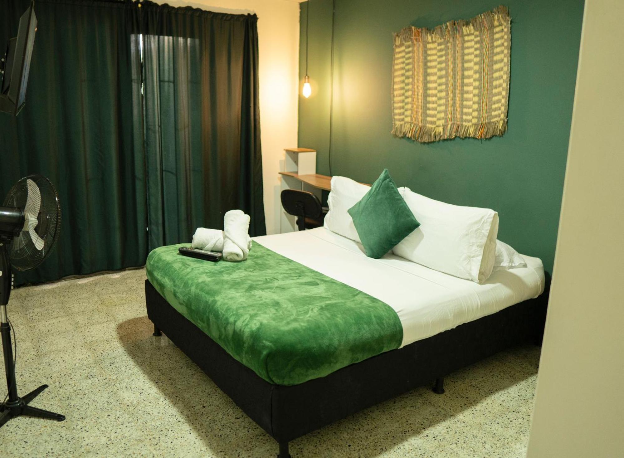 Africa House-Casa Hotel Laureles-La70 Medellín Zewnętrze zdjęcie