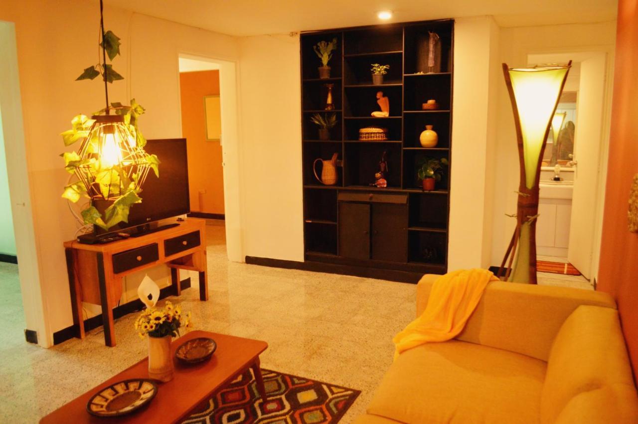 Africa House-Casa Hotel Laureles-La70 Medellín Zewnętrze zdjęcie