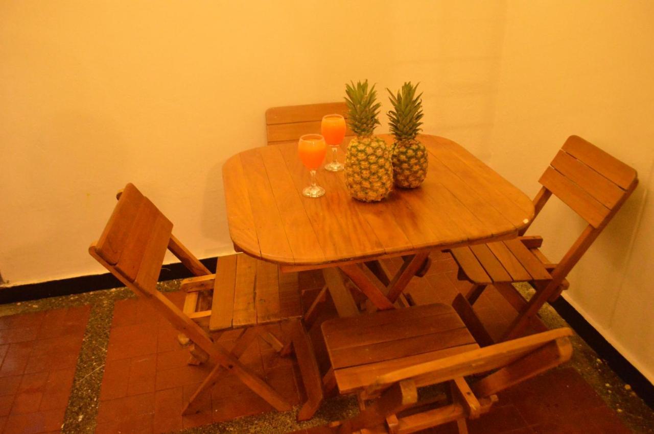 Africa House-Casa Hotel Laureles-La70 Medellín Zewnętrze zdjęcie